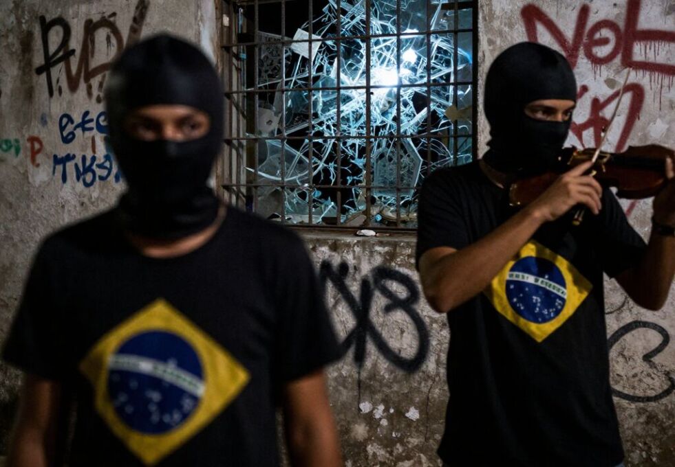 freepik cena da violncia real no brasil com criminosos enc 48752